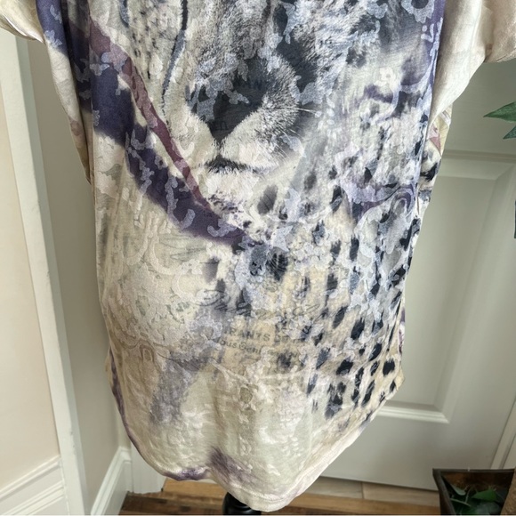 Mandee Short Sleeve Animal Print Rhinestone Sheer Top Cream & Gray Sz L - Picture 12 of 14